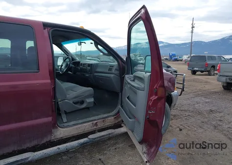 2004 Ford F-350 Lariat/Xl/Xlt z USA, uszkodzony, nr VIN 1FTSW31P04EB77032